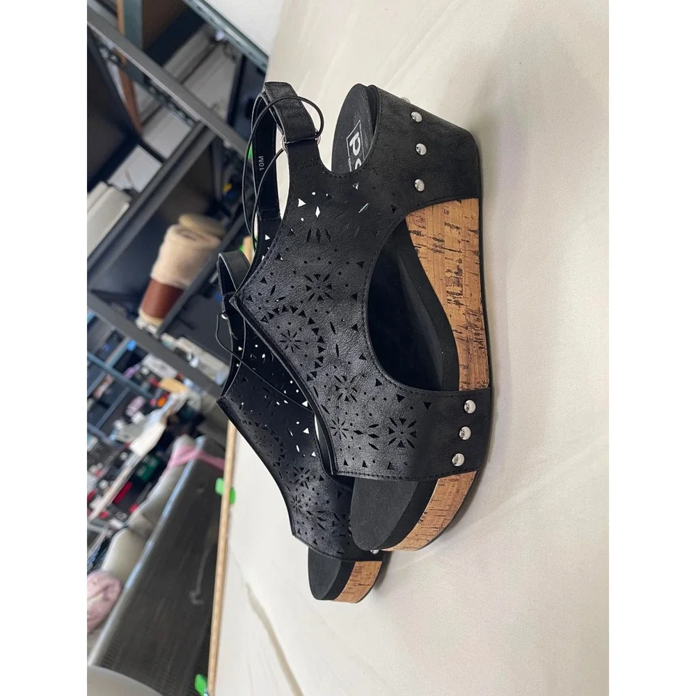 Pop Ellerie Womens Black Laser Cut Wedge Sandals Cork Platform Studded 10M NEW